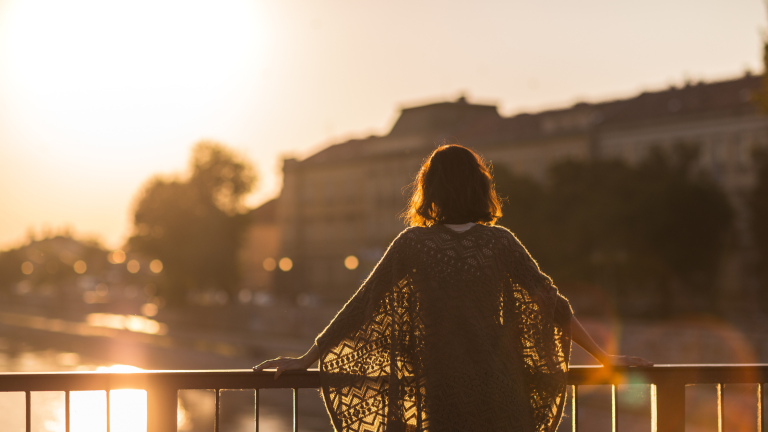 13 Ways To Handle Loneliness As A Digital Nomad